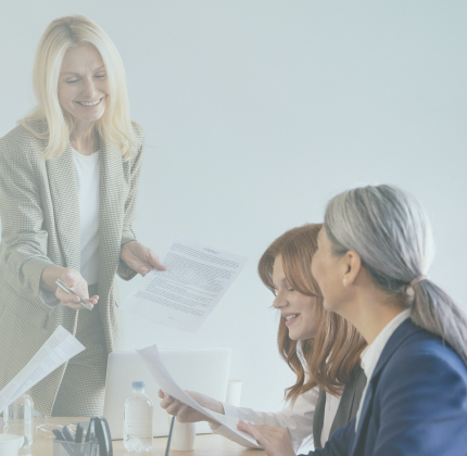 Удовлетворенность <br>работой